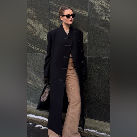 Rohe Wool Coat - Mandarin Collar - Picture 3 of 15